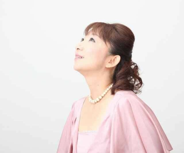 今夜のゲストは和装美人コンテスト2021初代グランプリ 橘高佐知子さん@Sachico_Lovely 
コンテストの話、大好きな和文化との関わりなどを伺います！

アイランドは沙耶<a href="/saayajat/">沙耶 愛称さーや</a> 
“五月病”から連想した車のCM風コピーを制作&amp;ナレーション🎙️The沙耶ワールド✨

#FMみやこ 19:00-
#さくらFM 22:00-
#FTM