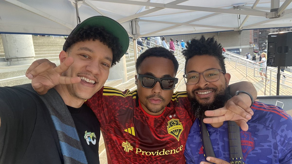 Squad up! #SoundersMatchDay