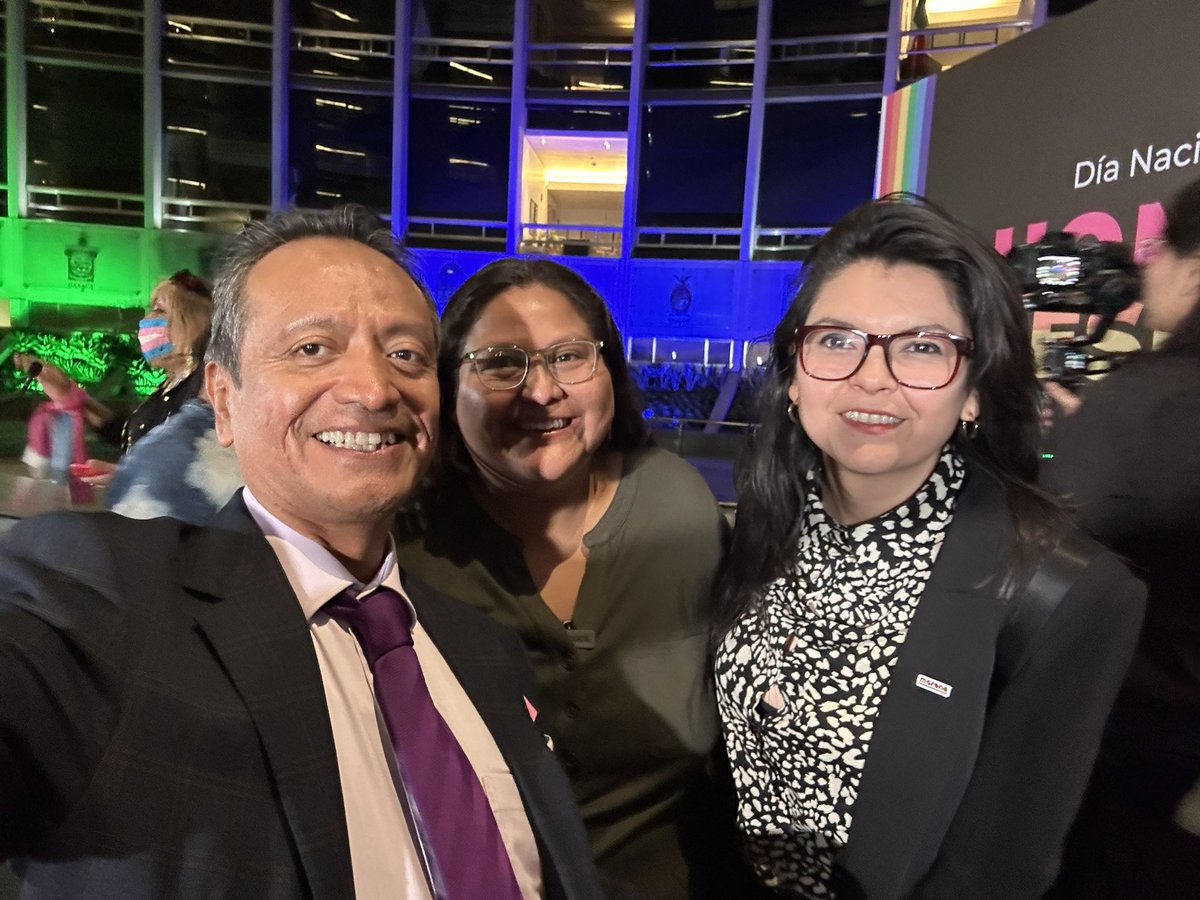 JAIMELOPEZVELA's tweet image. En @senadomexicano conmemoráramos #IDAHOBIT2023 con el reconocimiento de #SSocialLGBT y aprobación de #ECOSIG , urgente que @Mx_Diputados apruebe para que entre en vigor , seguimos avanzando #LGBTIQ #CDMX