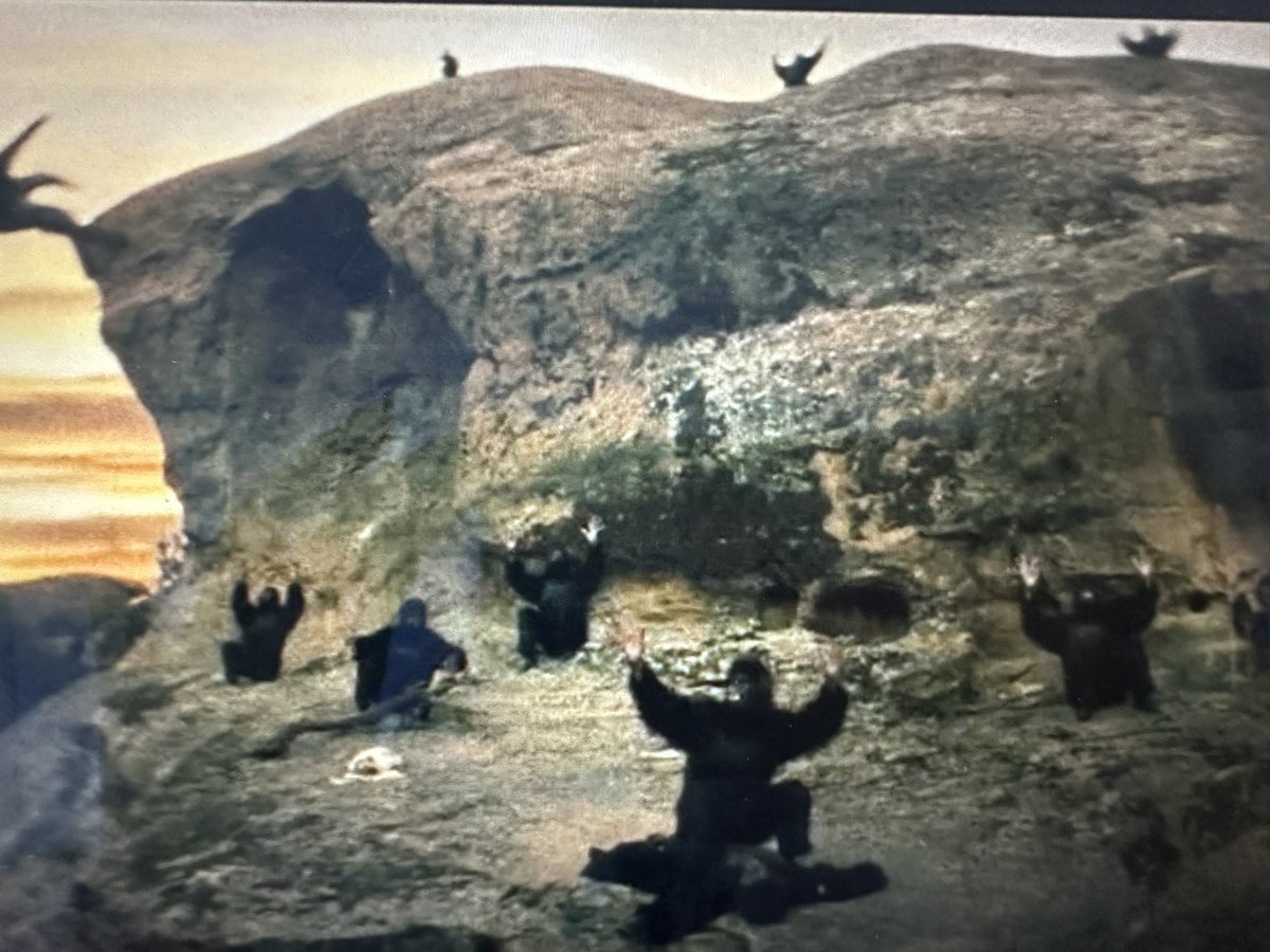 GoldsmithGabby's tweet photo. Instantly reminded me of the start of 2001: A Space Odyssey, I wonder if the films directors used this as an inspiration for this scene #bcm325 https://t.co/B2B8dgGhhp