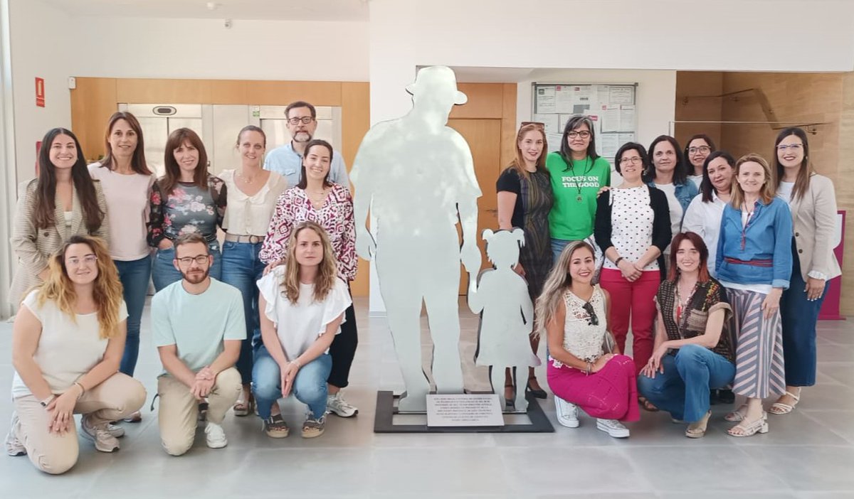 grupo_ssi's tweet photo. 📢 Proyecto Economía de los cuidados contra el despoblamiento: profesionalización para lograr entornos sostenibles.
Con @macrosad @ageing_lab
#GrupoSSI #MENTSAD #economíasocial #cooperativismo #colaboración
En este enlace, os contamos más detalles:
https://t.co/DZFs4cv49z https://t.co/MUoW0cF6pd