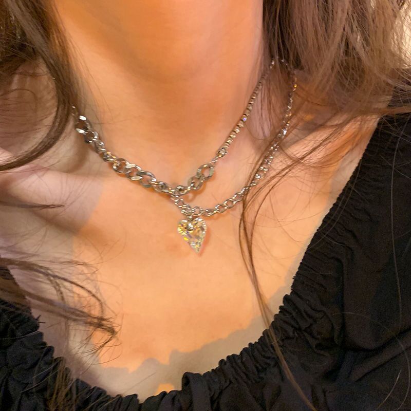 JKRAPPmedia's tweet image. Aurora Love~ 2023 New High Sense Clavicle Chain. #claviclechain