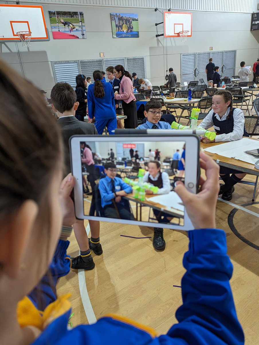 With both virtual & physical #AI inventions ready to submit, we wish all our participants at the @Redlands_School #DayofAI the best of luck! Thanks for joining us @Loreto_LK Neutral Bay Primary, St Aloys, @AnzacParkPS & @StLukesGS Congratulations, great day @AAnagnostu 👏🏻👏🏻👏🏻