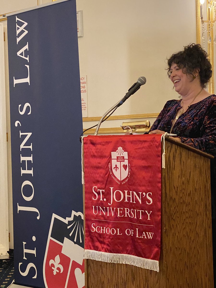 Congrats to the wonderful <a href="/StJohnsLaw/">StJohnsLaw</a> students we celebrated tonight, along with honorees Samantha Alessi ‘11 (<a href="/EDNYnews/">US Attorney EDNY</a>) and Ed Kehoe ‘90 (<a href="/kslaw/">King & Spalding</a>) at the annual <a href="/StJohnsLawRev/">St. John's Law Review</a> alumni reception