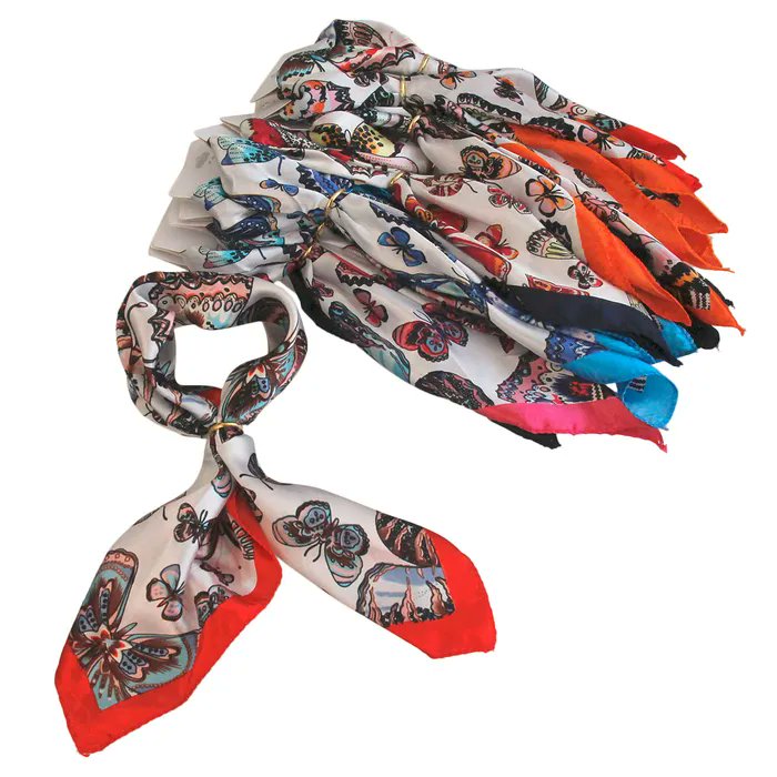 StyleVipp's tweet photo. New trend #scarves by @StyleVipp https://t.co/IekbGECBh2 @VIPPComm https://t.co/K2ip7Dum86