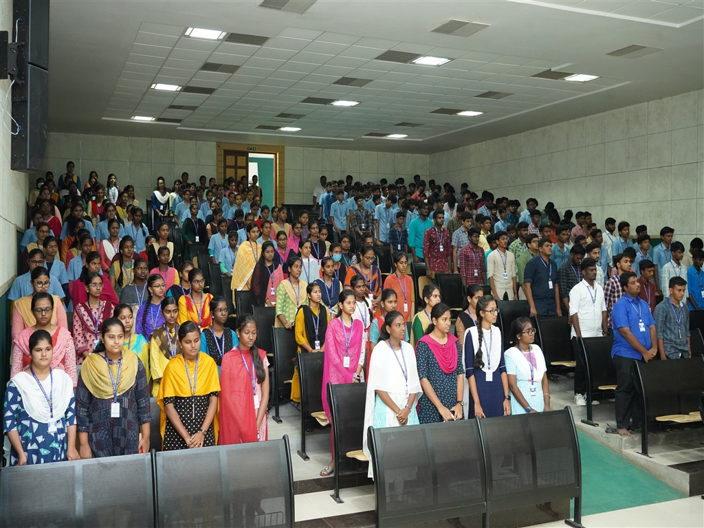 csepsnacet's tweet image. Department  of CSE &amp;amp; ISTE chapter, PSNACET organizes a Seminar on  &quot;𝐂𝐨𝐧𝐯𝐞𝐫𝐬𝐚𝐭𝐢𝐨𝐧𝐚𝐥 𝐀𝐈:𝐂𝐡𝐚𝐭𝐆𝐏𝐓&quot;  for first year CSE students in Civil-Mech Auditorium  as a 𝐍𝐚𝐭𝐢𝐨𝐧𝐚𝐥  𝐓𝐞𝐜𝐡𝐧𝐨𝐥𝐨𝐠𝐲  𝐃𝐚𝐲 𝐞𝐯𝐞𝐧𝐭.