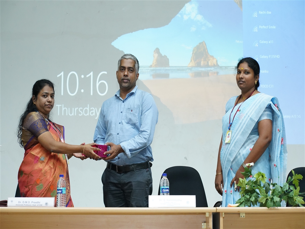 csepsnacet's tweet image. Department  of CSE &amp;amp; ISTE chapter, PSNACET organizes a Seminar on  &quot;𝐂𝐨𝐧𝐯𝐞𝐫𝐬𝐚𝐭𝐢𝐨𝐧𝐚𝐥 𝐀𝐈:𝐂𝐡𝐚𝐭𝐆𝐏𝐓&quot;  for first year CSE students in Civil-Mech Auditorium  as a 𝐍𝐚𝐭𝐢𝐨𝐧𝐚𝐥  𝐓𝐞𝐜𝐡𝐧𝐨𝐥𝐨𝐠𝐲  𝐃𝐚𝐲 𝐞𝐯𝐞𝐧𝐭.