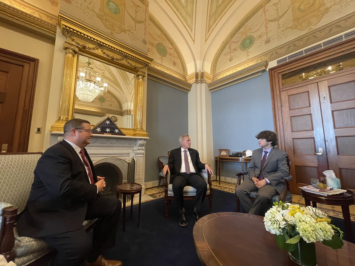 dtateclann's tweet photo. Thank you @SpeakerMcCarthy for meeting with Lucas and I today! This was Lucas’s first trip to DC, and first time advocating for blood cancer patients like himself. Lucas was diagnosed with leukemia, Father’s Day 2009, at just 7 months old! #LLSaction  #Survivor https://t.co/uEWa6cpbol