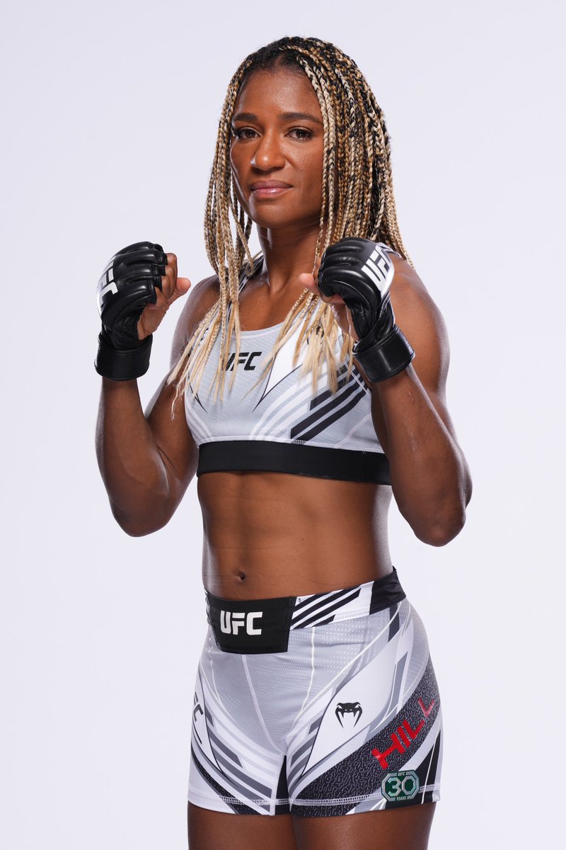 AngieOverkill's tweet photo. Over talking about it, letโs get er done! #UFCVegas73 #5RoundsOfPoundTown #MainEventAnge https://t.co/SdfUm4VZ00