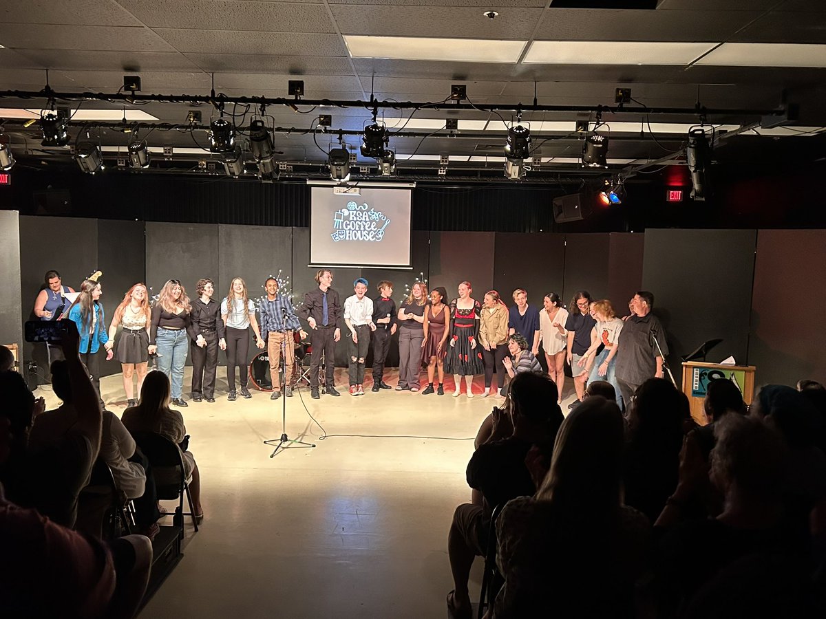 lattajayne1's tweet photo. KSA Coffee House was a huge success! We’re so proud of our students and the leadership they displayed tonight! Excellent performances by all of our students!
#Kamloops_SD73 #Kamloopsschoolofthearts
#artseducation https://t.co/DaflJPV3Fn