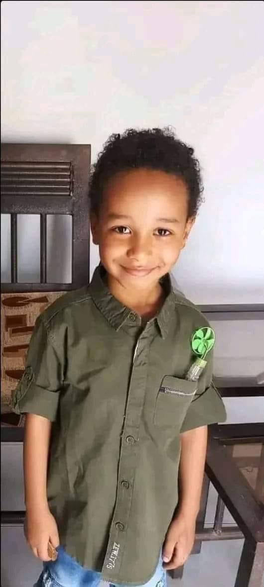 Nmhali's tweet photo. This innocent kid - Abdelrahman- was killed yesterday 16/5 when a shell hit his house 💔
Many unknown children &amp; adults were killed by both sides of the conflict 
This insanity has to stop 
#SudanCrisis 
#KeepEyesOnSudan https://t.co/C8AId4XTR3