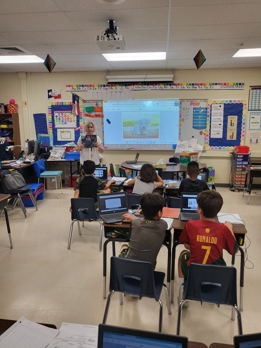 LaurelRodriguez's tweet photo. @NISDOtt #GlowatOtt @PrincipalBueno @adelagarza07 @cbonilla003 Students loved using Book Creator to share what they learned after researching animals. https://t.co/w6CgDpH8UG