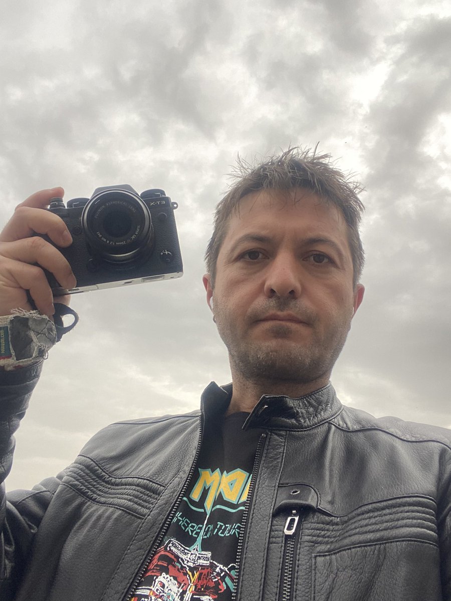 umagumag_'s tweet photo. Gm Legends 🤘🤘🤘

From Istanbul Streets with Art &amp; Artist 📸

And you? 🙂👇🙃
#nft #nfts #NFTCollection #streetphotography #nftart https://t.co/EKZG8tg6C1