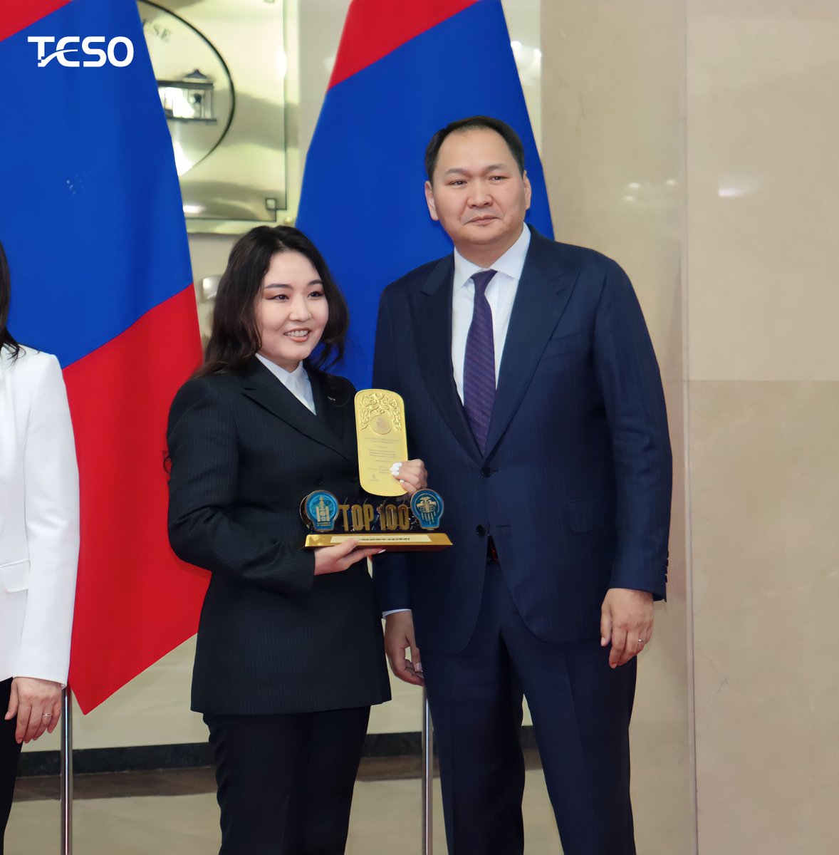 TesoGroup's tweet photo. Монгол Улсын 2022 оны ТОП-100 ААН-ээр ТЭСО Группийн хүнсний салбар шалгарлаа.                 
Хамтын үнэ цэнээр үндэсний баялаг бүтээгч ТЭСО Группийн хамт олон, эрхэм харилцагч, хэрэглэгчид та бүхэндээ баярлалаа! @mongol_chamber https://t.co/TdFXABR4bY
