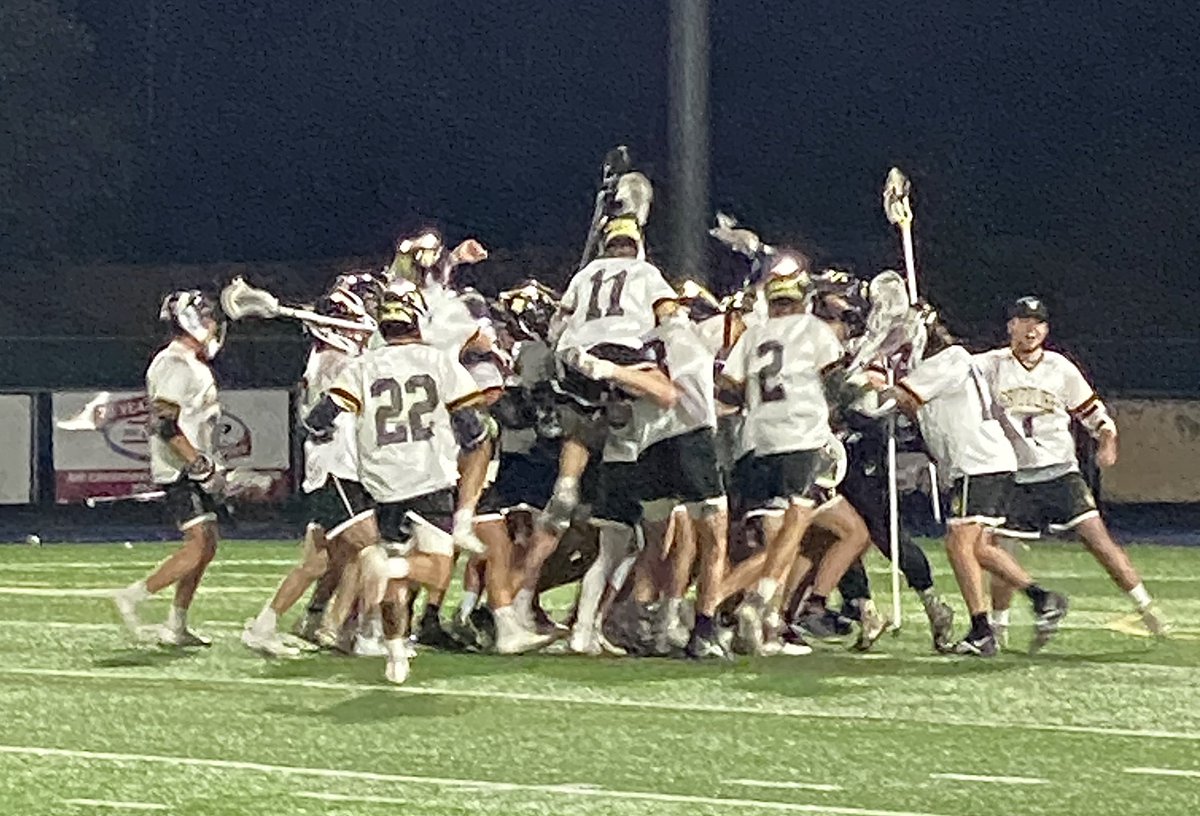 galenalax's tweet photo. IT’S A 3-PEAT FOR THE GALENA BOYS!! 2023 Northern Nevada Champions! Congrats guys!! https://t.co/AZMCJsuAU0