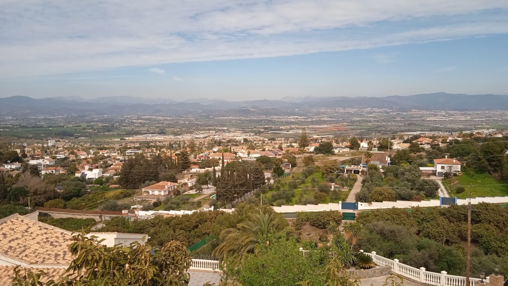 techandlex's tweet photo. The Malaga mountains have nothing to envy its beaches. Who wouldn't want to have the luxury of such views from their terrace?

 #luxuryhome #luxurylife #Malaga #purchase #compraventa #lawyer #styleoflife https://t.co/C5JtlGg5PQ https://t.co/VlVw59LfSw