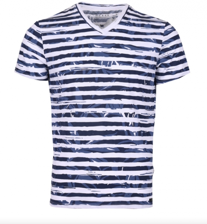 PHandelaren's tweet photo. Pakket Heren t-shirt Guess https://t.co/kG4SKYqY0R #partijhandel https://t.co/Cer8IU4bYz