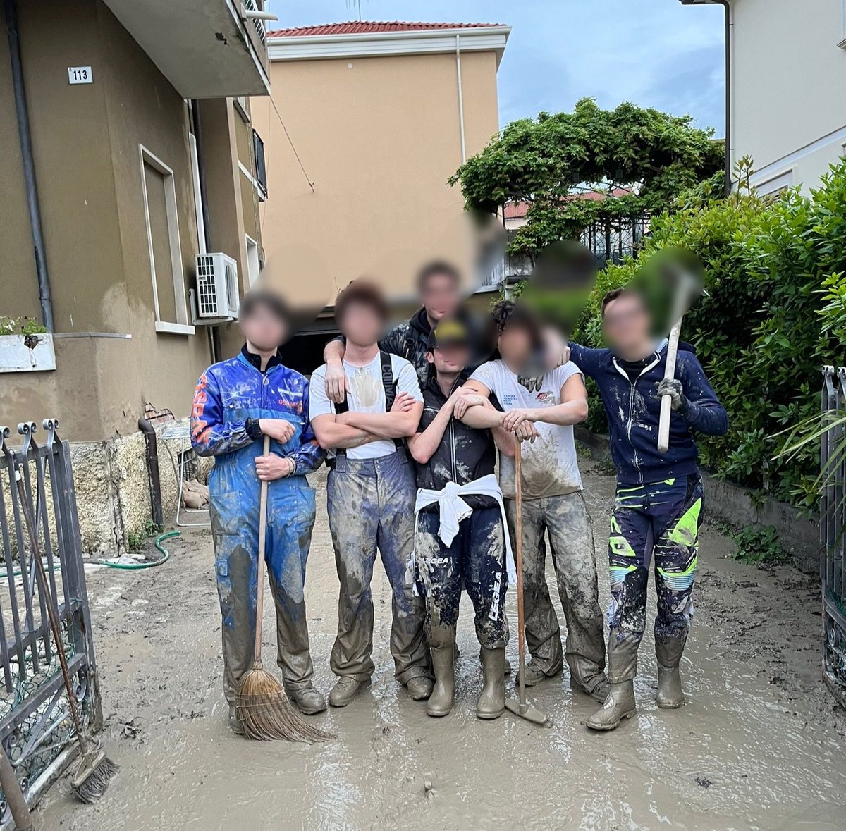 💲ℹ️〽️⭕.🇪🇺🇺🇦 #Il Silenzio é Sottovalutato❣️©🤫 tweet media