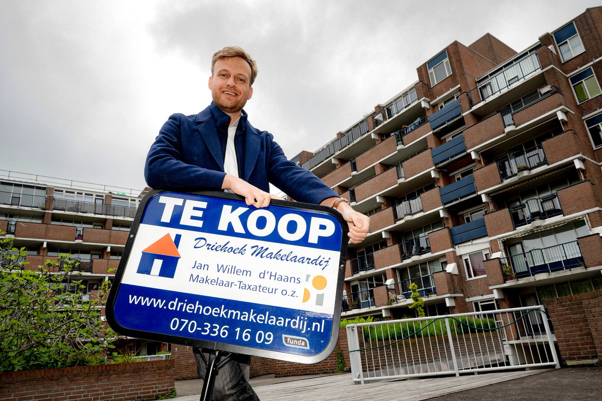 WIJrijswijk's tweet photo. Vergroot kansen voor starters, hoe? Alles het artikel: https://t.co/poNMju0T27

#wonen #wooncrisis #starters #kopen #rijswijk #samenmakenwijrijswijk https://t.co/GYo6nfoIcn