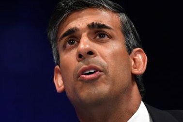 HerdImmunity12's tweet photo. News: Another Day Another Sunak U-turn: - The target of 250k net migrantion - as promised in the 2019 Conservative manifesto, has been ditched by WEF Sunak. One Conservative insider told us; "UK net migration is running at a record 1 million/year, Sunak is either incompetent, compliant or both?". With the latest news that Albanian illegals are being PAID £1500 to go home, Sunak is caught funding people trafficking through the back and front doors. More than enough Conservative MPs have realized, that with Sunak at the helm the general election is already lost. The PM's ousting is on the cards.