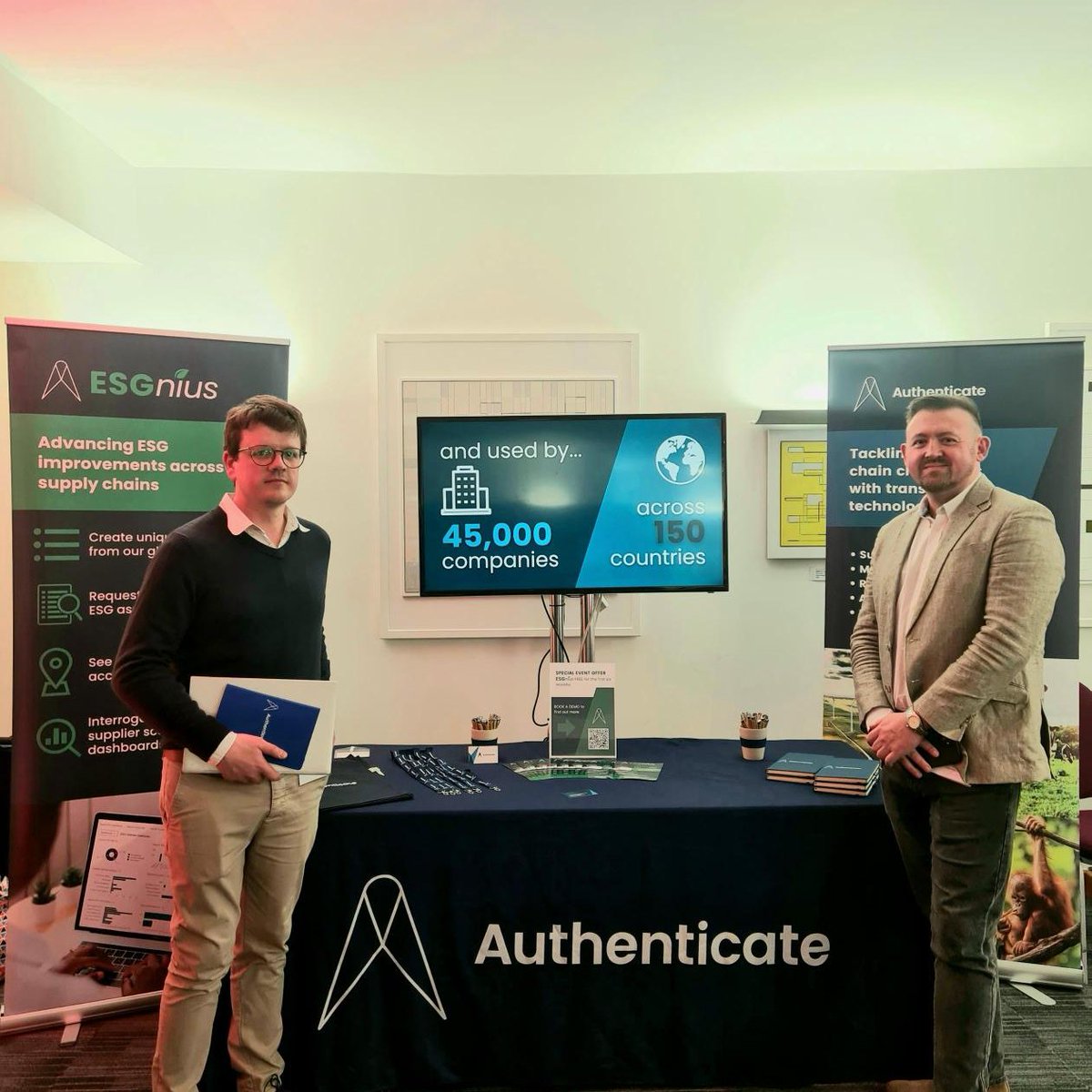 AuthenticateIS's tweet image. This week has been a busy one for us! 
On Tuesday we were in London for the Sustainable Food and Drink conference!
Then on Wednesday we were in Coventry, proudly sponsoring Stronger Together 10-year anniversary event in Coventry!

#SustainableFoodandDrink #StrongerTogether