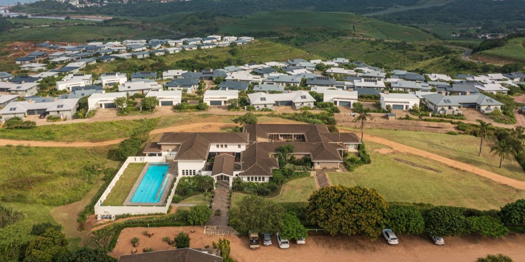 infosouthcoast's tweet photo. Invest in the #kznsouthcoast, a leading #investment #destination in #realeastate, #agribusiness, etc. #sctie assists #investors in uncovering hidden gems & #buylocal. Read more here: https://t.co/BaWpt3cMtJ #unlimitedopportunities https://t.co/PHG9NjyKLI