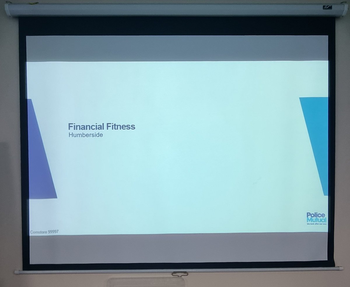 Faye_PMAS's tweet photo. All set up @Humberbeat #CourtlandRd
Packs sorted ✅️
Presentation displayed ✅️
& a brew ✅️
Ready to talk #FinancialResilience with 40 New Officers who are in week 10 of training
#OverallWellbeing #Demotivator #PrizeSporks @CCLeeFreeman https://t.co/ZCfaBlI4wL