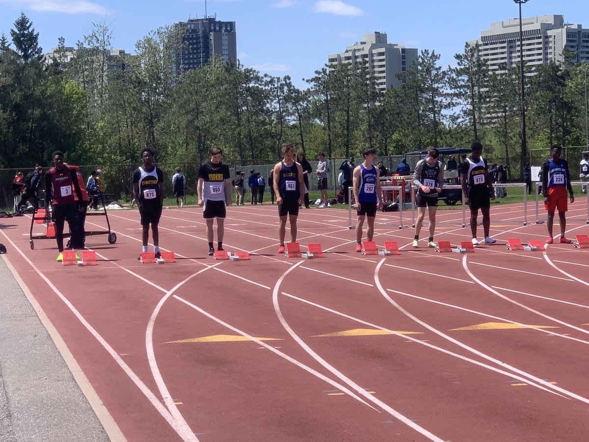 dave_harju's tweet photo. We had a cool and long day at the Terry Fox Athletic Facility with some hot St Matthew CHS performances. Five athletes qualified (top 8) in 6 events for NCSSAA. John Byrne won the 100m (3rd 200m) with a very impressive 10.98. Wow!! @CapoOttawa @ErinBerthelot1 @StMatthewOCSB https://t.co/CpTGcTvqUl