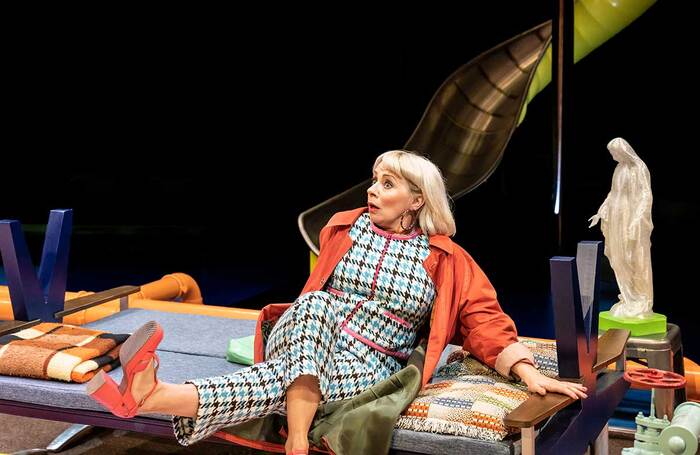 TheStage's tweet image. ★★★★★ Review: No Pay? No Way! – Revival of Dario Fo’s classic farce combines zany hilarity with blistering polemic @rxtheatre bit.ly/3WdDiGm
