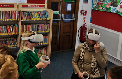 CamdenCouncil's tweet photo. Have fun, discover, explore, or revisit classic moments in history and more with virtual reality.

For children aged 6 and over.
📅 Every Tuesday 4pm to 5pm
📍 West Hampstead library https://t.co/Q6q6SqnSjg