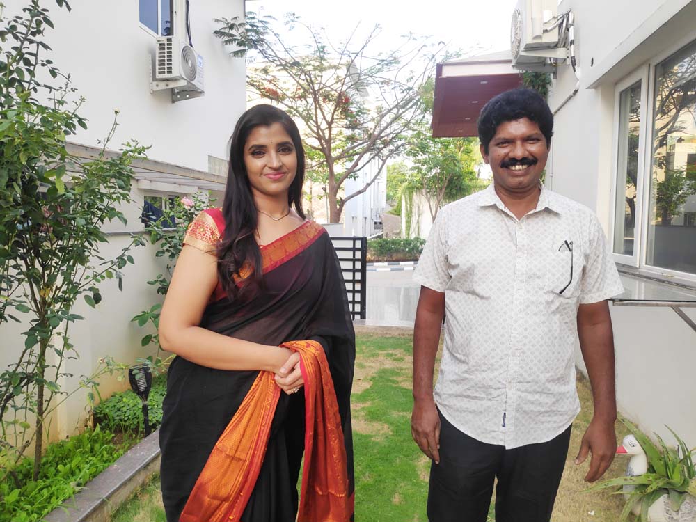With #AnchorSyamala and her husband Narasimha Reddy at their Kokapet Villa