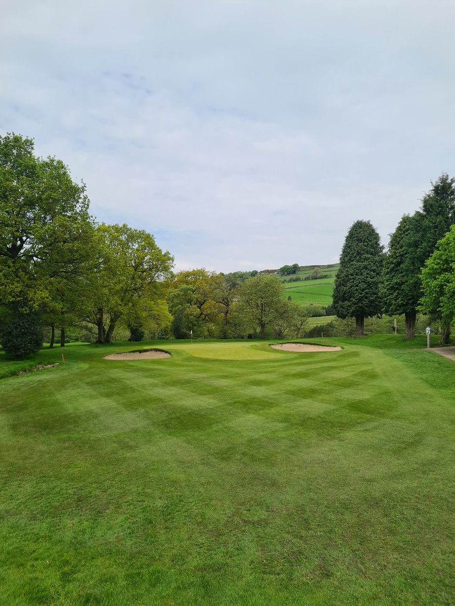 The course is really taking shape after some dry weather, collars and approaches really starting to tighten up!