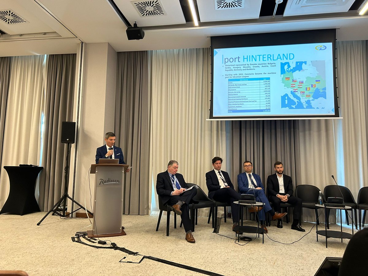 În perioada 16 - 18 mai 2023, reprezentanții CN Administrația Porturilor Maritime SA Constanța au participat la cea de-a doua ediție a expo-conferinței Baltic and Black Sea Ports &amp; Shipping, găzduită de portul Gdansk din Polonia:
portofconstantza.com/pn/ro/stire/5/…
<a href="/ConstantaPort/">CONSTANTA PORT</a> #BlackSea