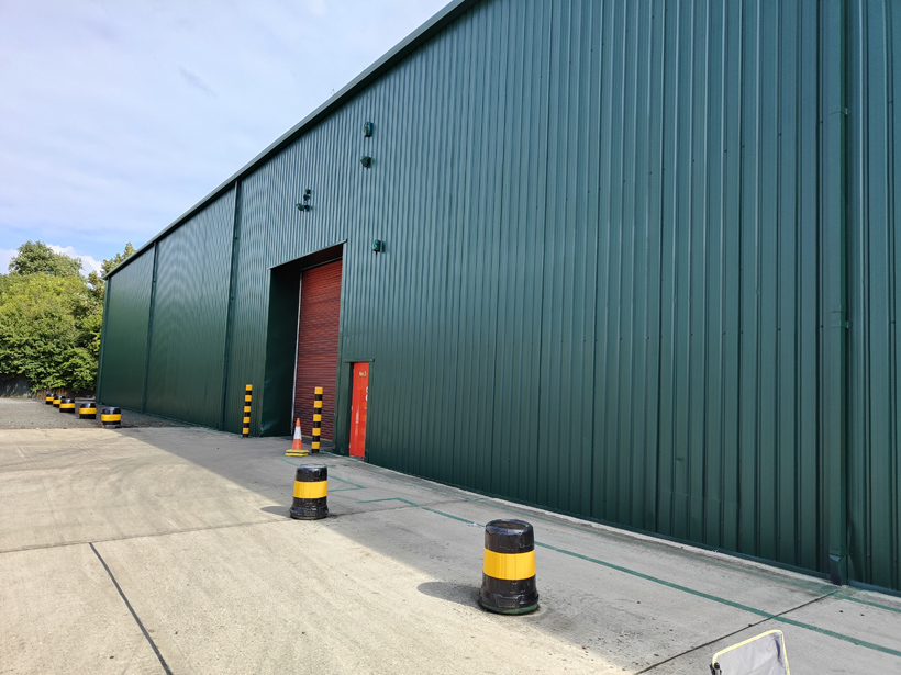 CladdingCoating's tweet photo. With the right team and proper planning, any facility can undergo a total transformation.
Find out more about how we have transformed a variety of logistics facilities across the UK >> https://t.co/7t2QHlB9Z5

#claddingcoating #roofcoating #refurbishment #logistics #solar https://t.co/Xn0JyuXrwA
