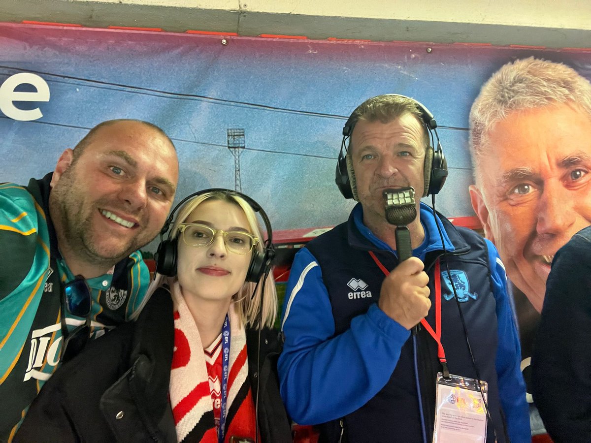 davlaarr's tweet photo. @nmaddo @danamalt my brother sends his apologies for photobombing you live on air 😅 https://t.co/UYed1mpz8X