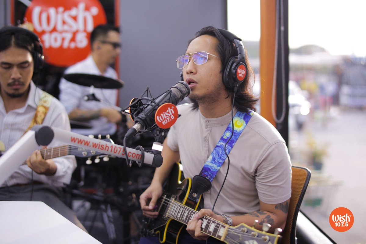 wish1075's tweet photo. On their Wish Bus comeback, Pinoy rock act The Early Ears rendered their latest song, "Bantay Sa Dilim." https://t.co/1KtOJbtPeh