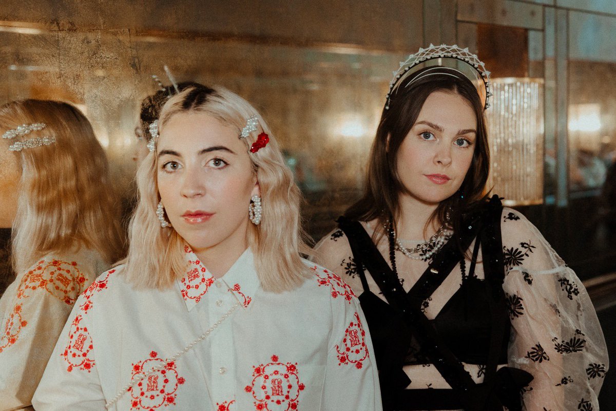 Another remix coming your way tomorrow, this time by our pal and top buzzer @ArveeneJ Lil Karaoke bop ✨ Styled in Simone Rocha by Carly Burns Headpiece by Laura Kinsella Photo by @lucyfosterphoto