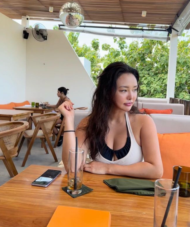 别叫姐姐 叫妈妈！！！ 想认个涩涩的干儿子 点赞报名 #少妇 #阿姨 #大奶子