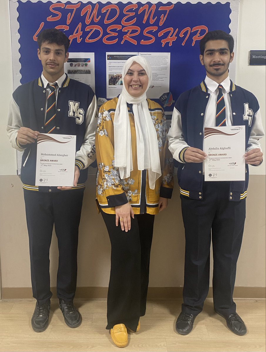 AIS_SrSecondary's tweet photo. Congratulations to our Grade 12 students Mohamed and Abdulla for completing their Bronze DOfE international award, while maintaining their academic excellence!

#AISGrade12 #AISJourneyToSuccess #AISReachForTheStars https://t.co/hvGJvOefSN
