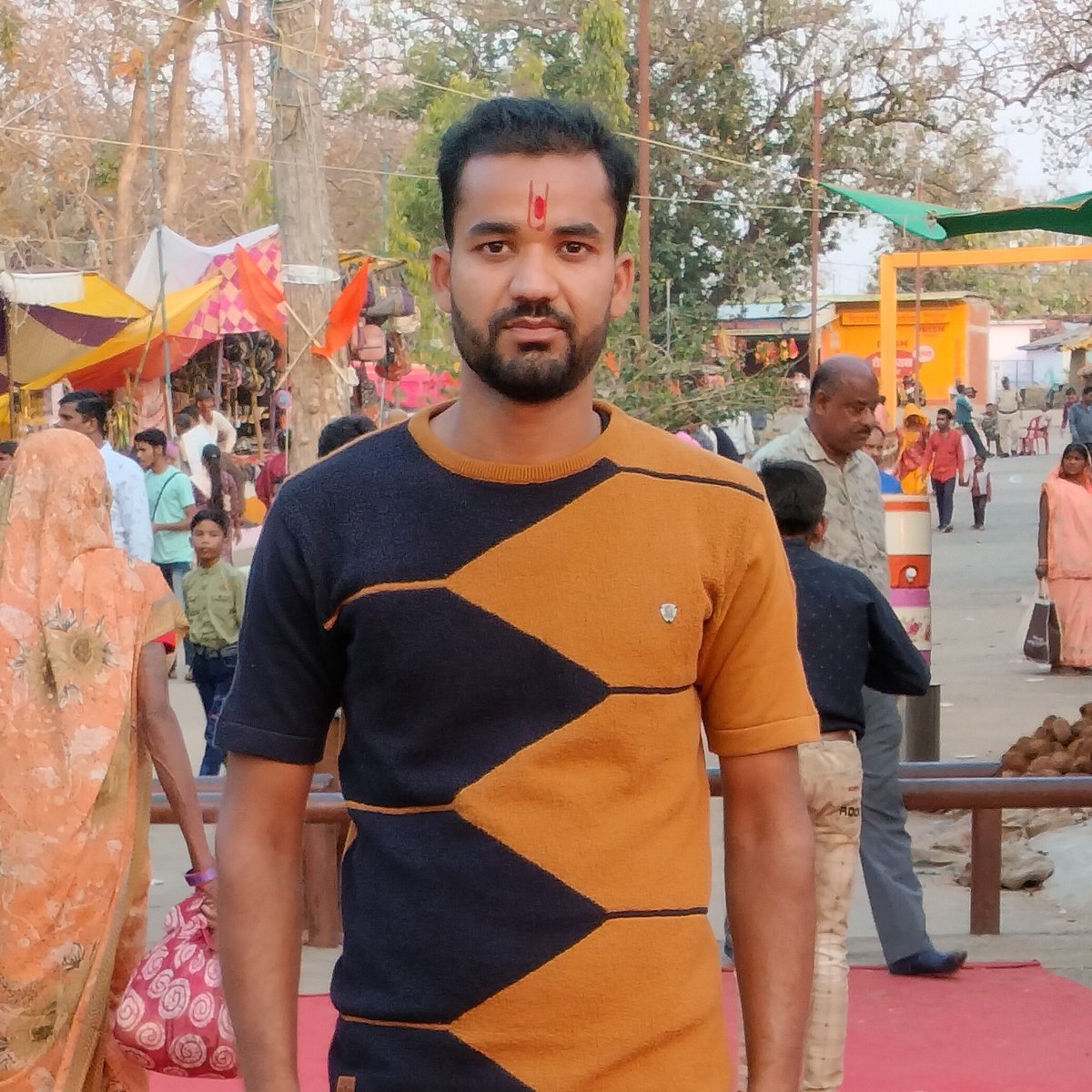 Satyagpta's tweet photo. #NewProfilePic https://t.co/rYnyjSSBHG