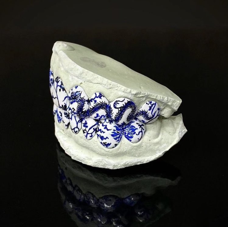 Shtreetwear's tweet photo. Porcelain Grillz by Tetsuya Akiyama https://t.co/yTLRO9RYtf
