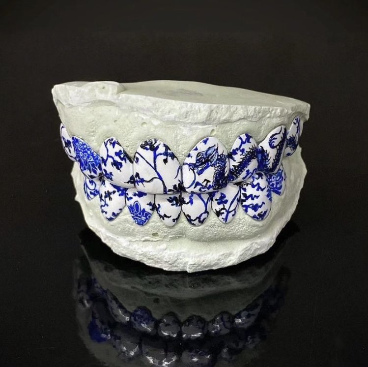 Shtreetwear's tweet photo. Porcelain Grillz by Tetsuya Akiyama https://t.co/yTLRO9RYtf
