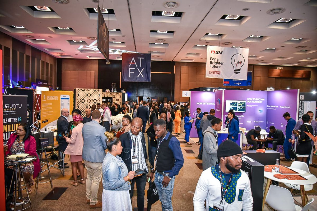SidehustleC's tweet image. Most #forex #traders and #Networkers didnt even know about this event. 

Over 150 #exhibitors and 3000 attendees  attended the #fmas23 in #Sandton.
This is the vehicle we should use to fight #unemployment in Southern Africa.

#fmas23 #forex #bitcoin #crypto #stocks #djsbu