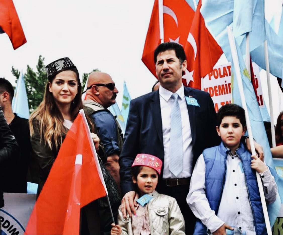 Biz Kırım’dan çıkanda 
Kar yağmadı kan aktı… 

#18Mayıs1944  
#OAnGeliyor