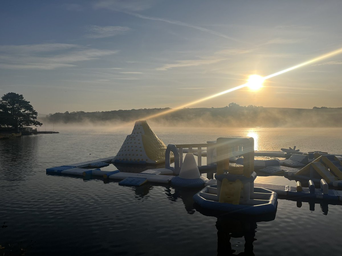 A lovely morning in Rosscarbery! The mist over the lagoon is lifting and the famous Lagoon Activity Centre water park is emerging from her winter break to entertain the kids (young &amp; old😉) Have a wonderful day folks🙂
#westcork #rosscarbery #outdoors #purecork #wildatlanticway