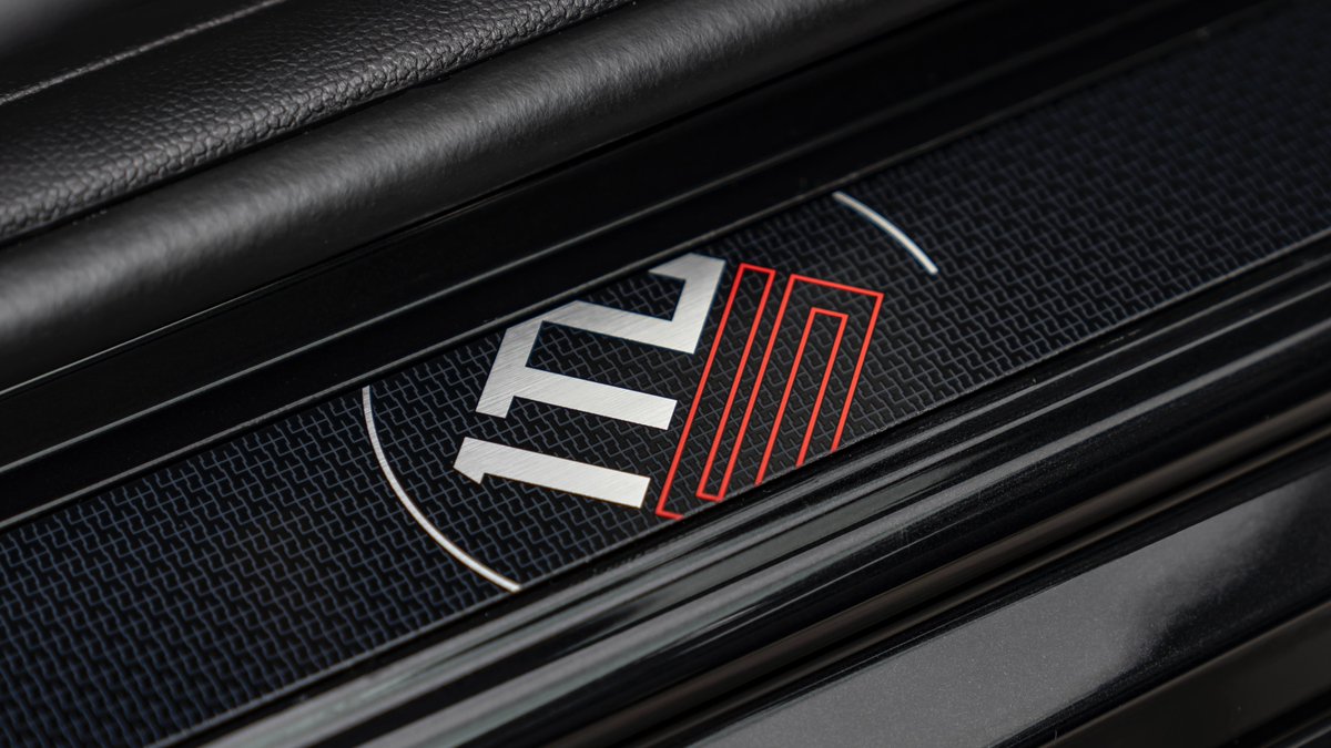 The thrill of an unfiltered driving experience. The MINI JCW 1to6 Edition, with 6-speed manual transmission, limited to 999 units. 

Are you ready? bit.ly/3pImlHQ

#MINI #JohnCooperWorks #1to6Edition