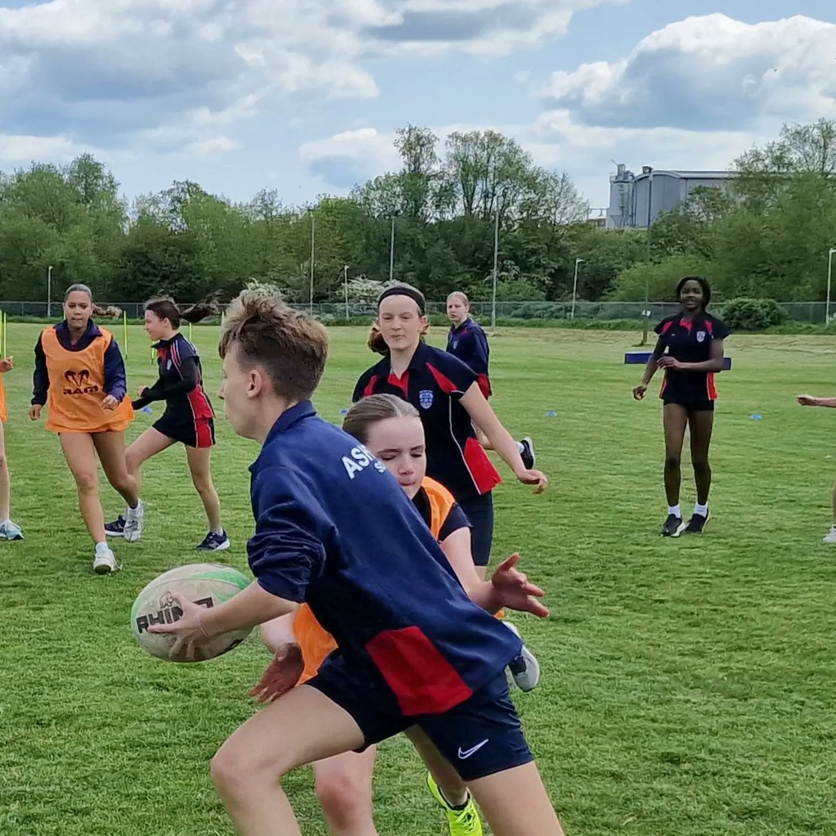 AshfordSchSport's tweet photo. Our talented yr 9's had great fun playing in the @AshfordRugby touch tournament yesterday.
A new sport for them all, they did brilliantly and were very happy with their medals!
#optimisingpotential #inspiringminds #ashfordrugby #HerGameToo https://t.co/5WqtCXhf1L