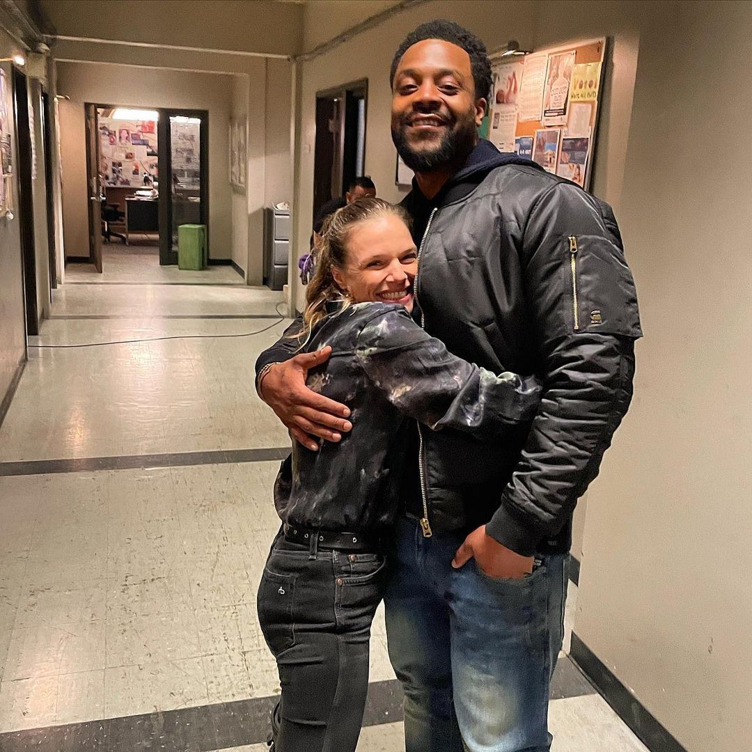 📸| Tracy & LaRoyce 🫂🤍
🏷05.17.2023.✨
🤳MS/OC©️
#Repost:
• • • • •

#Friends #Tracel #TracySpiridakos #LaRoyceHawkins #JesseLeeSoffer #CastChicagoPD #Chihards #ChicagoFamily #ChicagoPD #HaileyUpton #JayHalstead #Season10 #HaileyUpton #KevinAtwater #Upstead #UpsteadForever