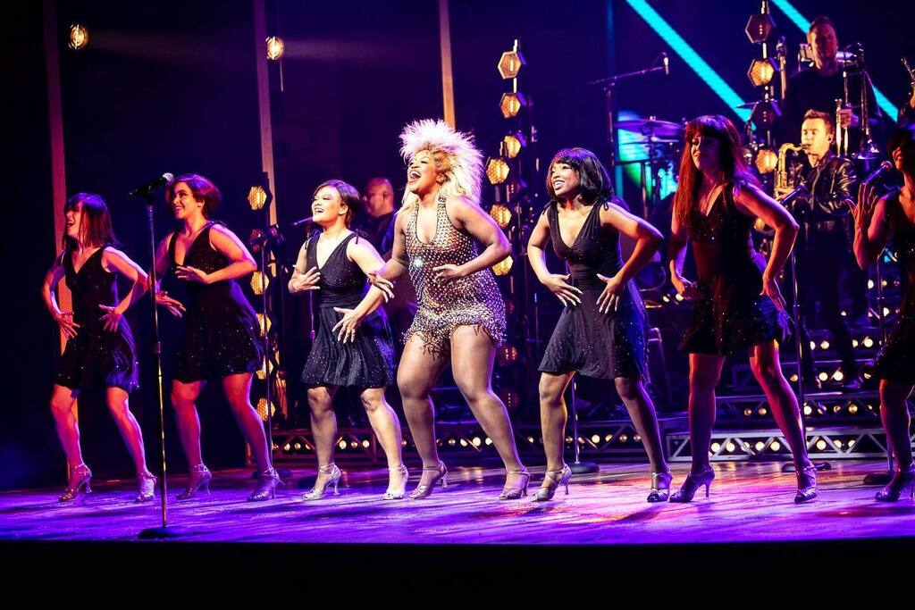 ippublicity's tweet image. Chookas to the sensational cast and crew of @tinamusicalau for tonight’s Australian Premiere.
It’s Simply The Best 🌟

📷 @davidhooleyphotography 

#tinamusicalau #theatreroyalsydney #chookas #openingnight #premiere #australianpremiere @theatreroyalsyd… instagr.am/p/CsX_CBTvp9e/