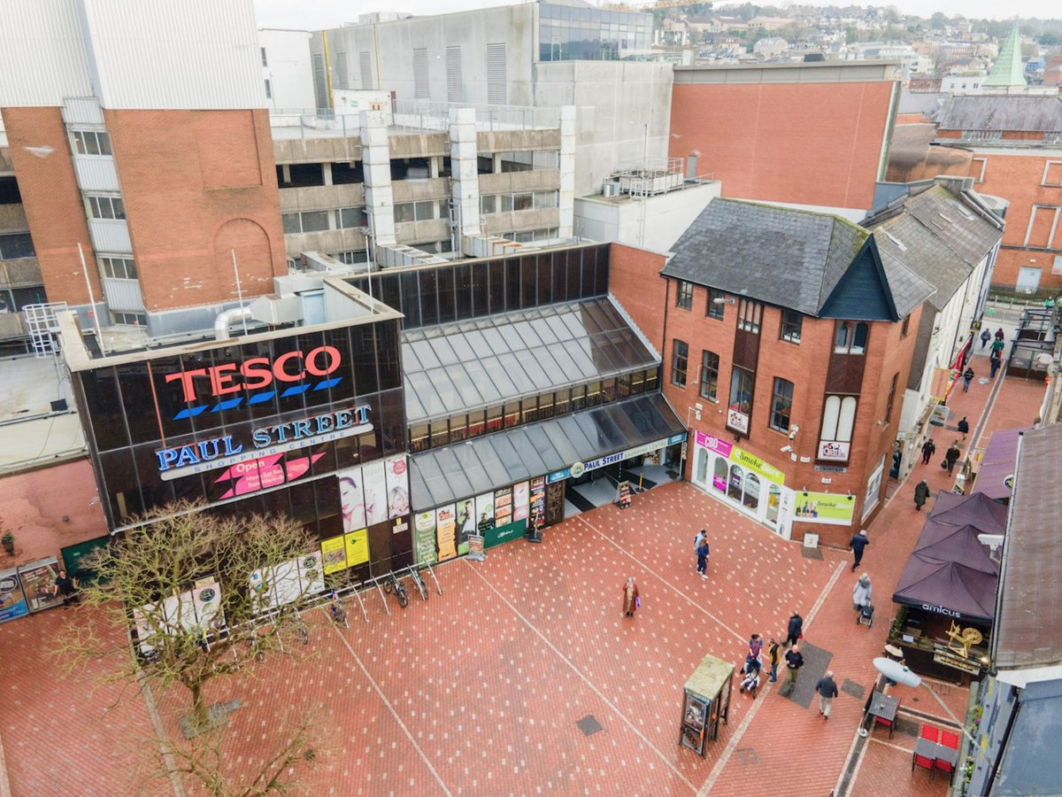 We'll be closing a property every two minutes from 9.30am in Ireland today – bidding has just opened:
bidx1.com/en/ireland

#BidX1 #OnlineAuctions #PropTech